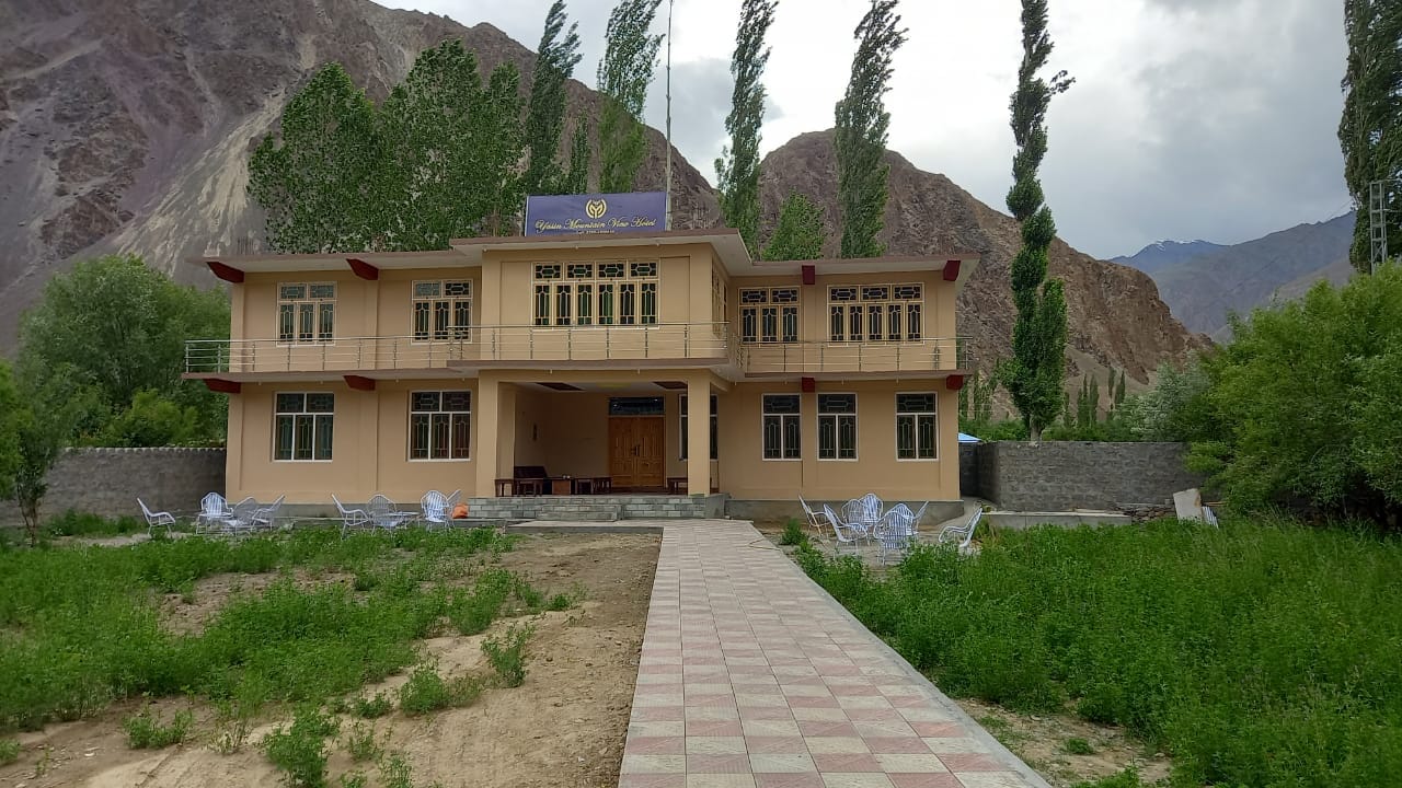 yasin heaven star hotel ghizer